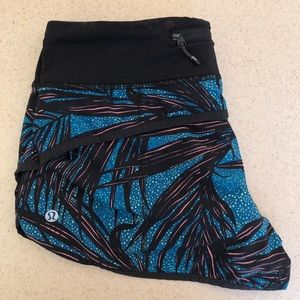 Lululemon Floral Speed Up Shorts 2.5”
